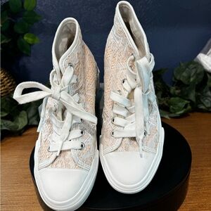 NWT Nordstrom Ash Ghibly Lace High Top Platform Sneakers WomenSize 38 (US 8)